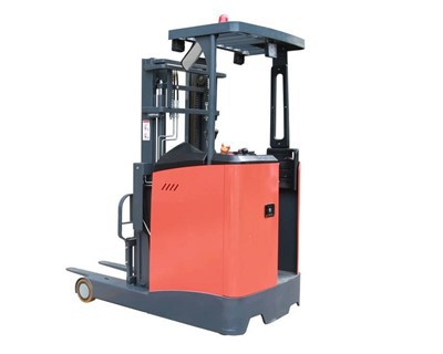 Pŵer AC, Llywio EPS, Stacker Lifft Cyrraedd Pallet Olwyn Sefydlog 1.5 Ton (QGB15E)